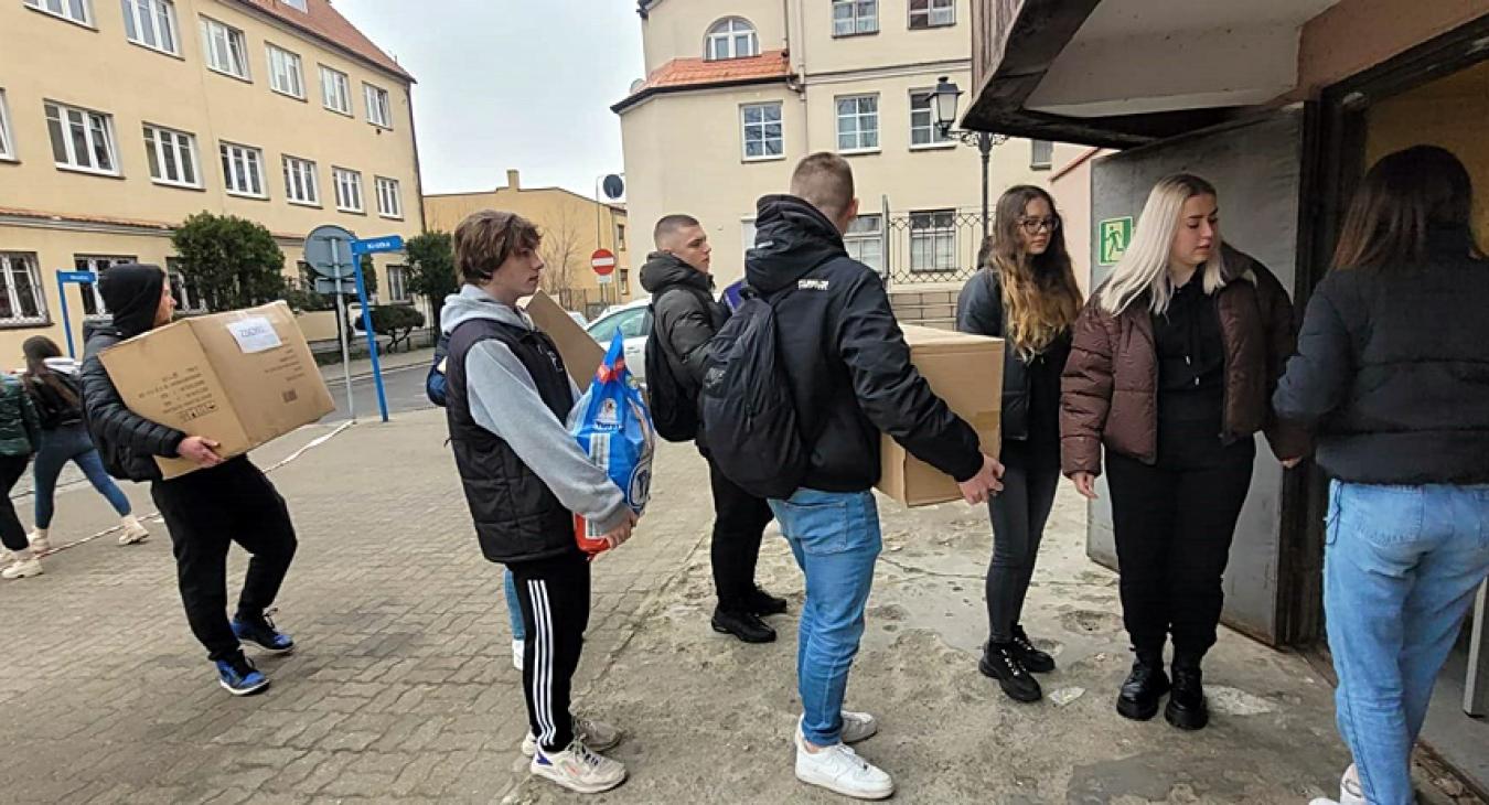 SOLIDARNI Z UKRAINĄ – ZBIÓRKA CHARYTATYWNA