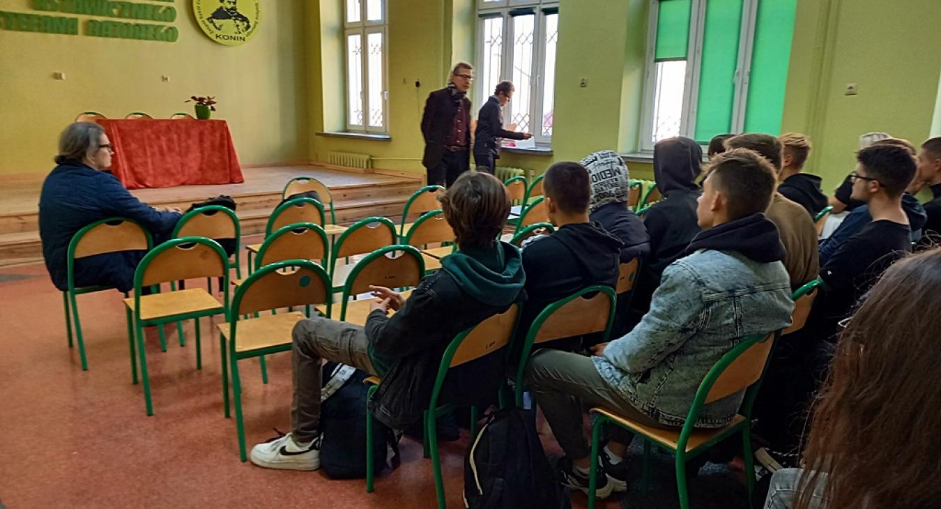 Czym jest sztuka? Spotkanie w czwartkowy poranek