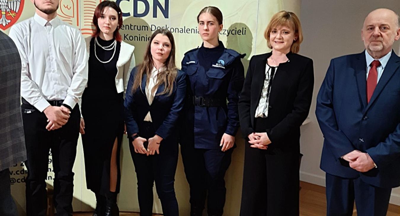 KONKURS HISTORYCZNY Z NAGRODAMI DLA BATOREGO