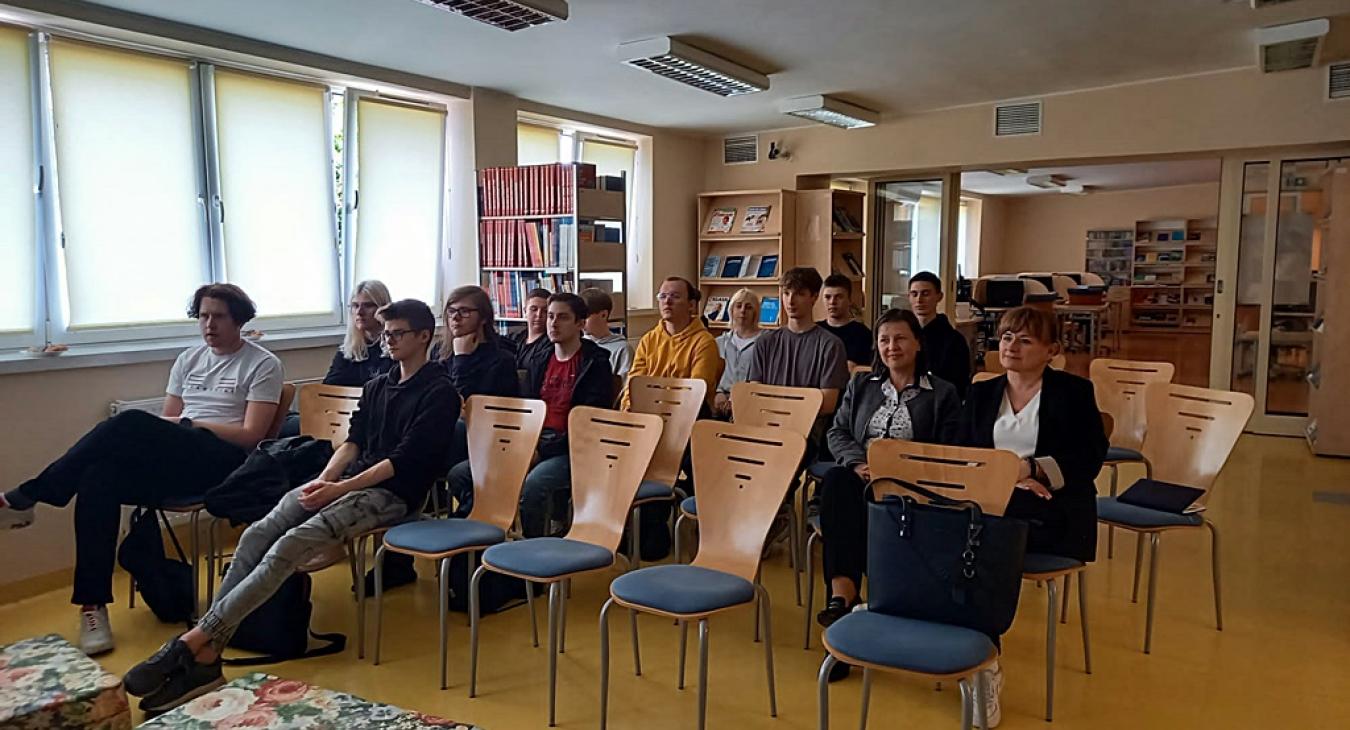 Spotkanie autorskie w Bibliotece im. prof. Mariana Walczaka ANS w Koninie
