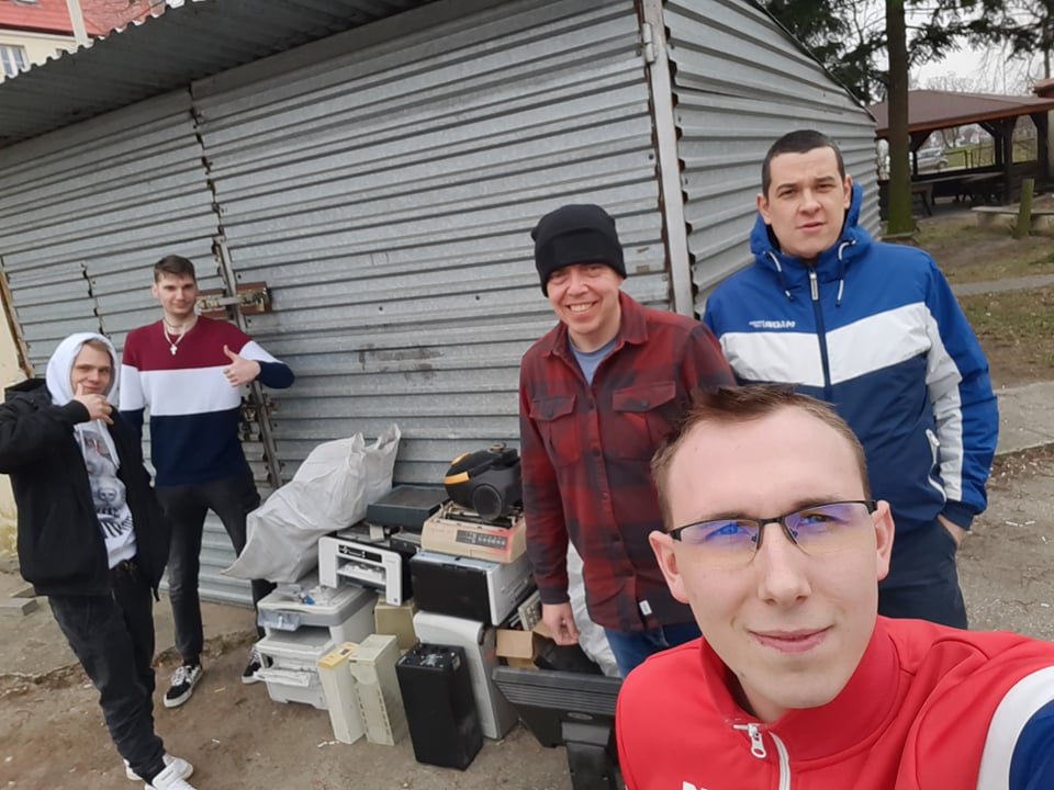 ZBIÓRKA ELEKTROŚMIECI WŚRÓD SŁUCHACZY SZKÓŁ DLA DOROSŁYCH